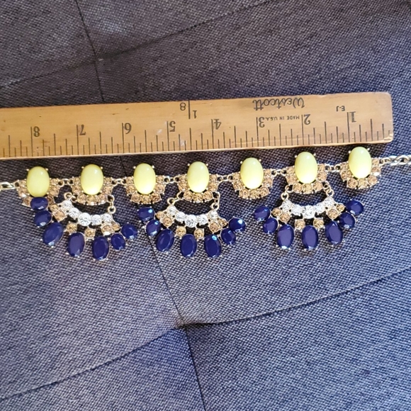 Navy yellow statement necklace - Picture 4 of 4
